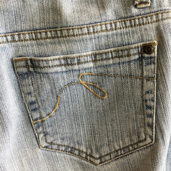 Faded boot cut jeans - Picture 4 of 10
